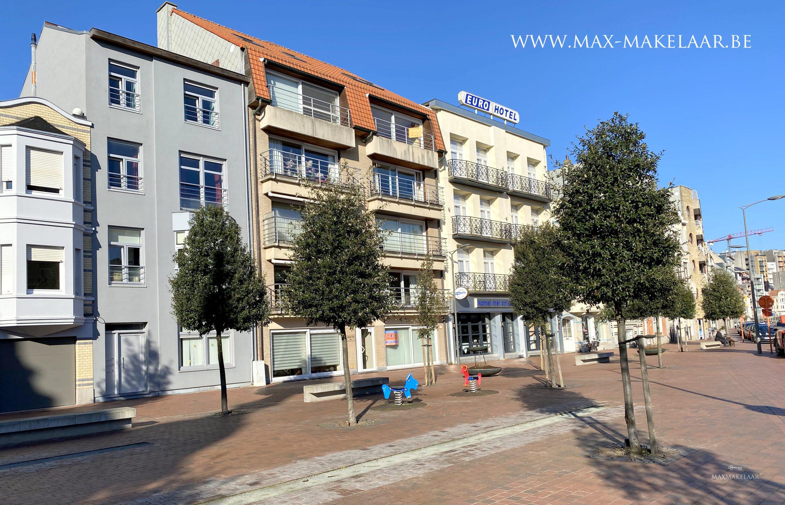 Ruime duplex met terras