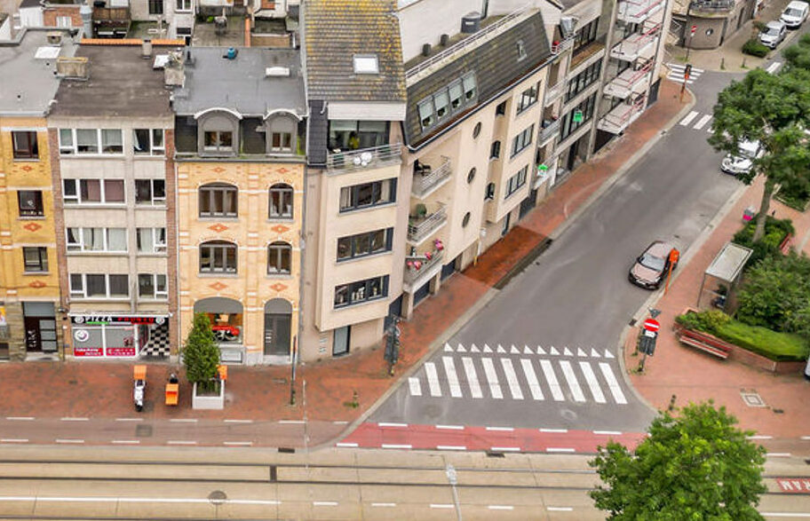 Herenhuis met handelsverdiep te Blankenberge